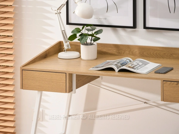 Drewniane biurka w ponadczasowym stylu